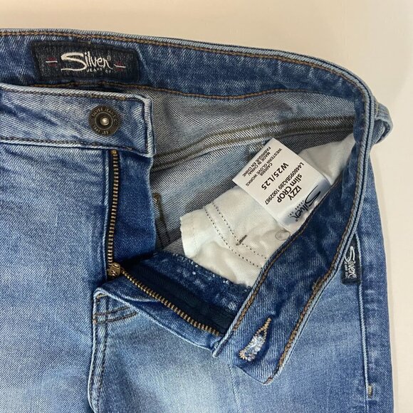 Silver Jeans Izzy Slim Crop Women's Size 25 (26 x 25) Mid Rise Light Wash - Picture 9 of 13